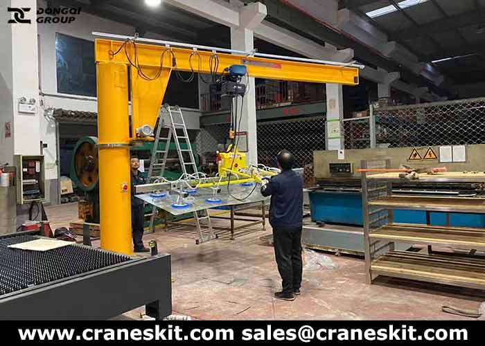 1 ton pillar jib crane with vacuum lifter for sale