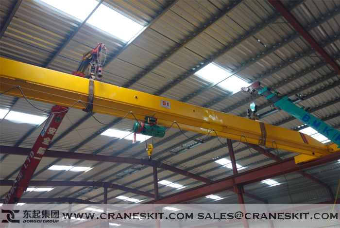 single-girder-overhead-crane-installation.jpg